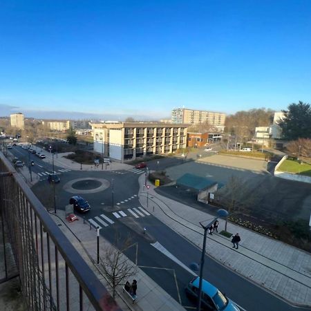 Chambre Neuve Dans Un Logement Partage A 10 Minute Du Circuit 24H Allonnes  Luaran gambar